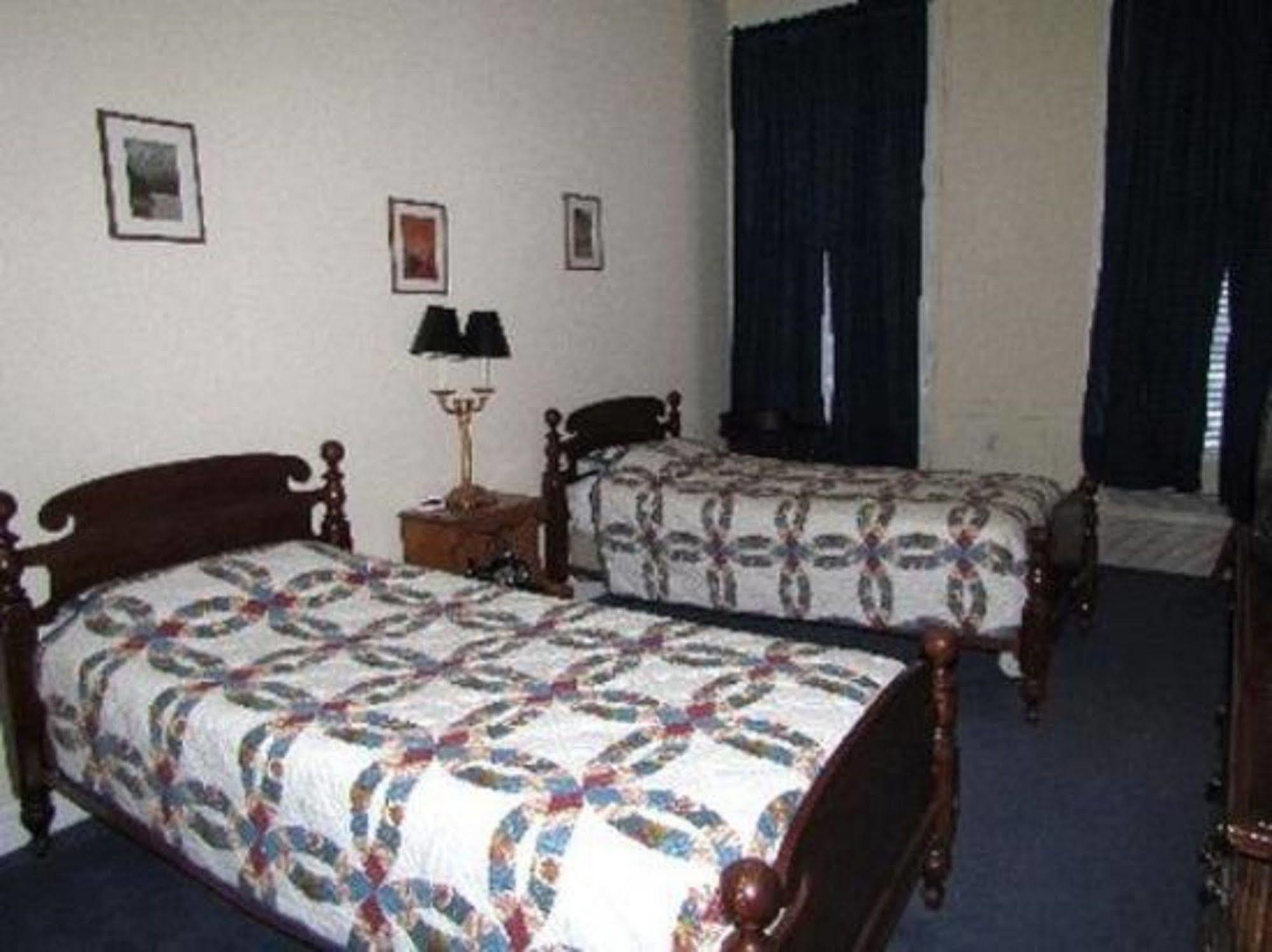 Macarthur Inn Narrows Zimmer foto